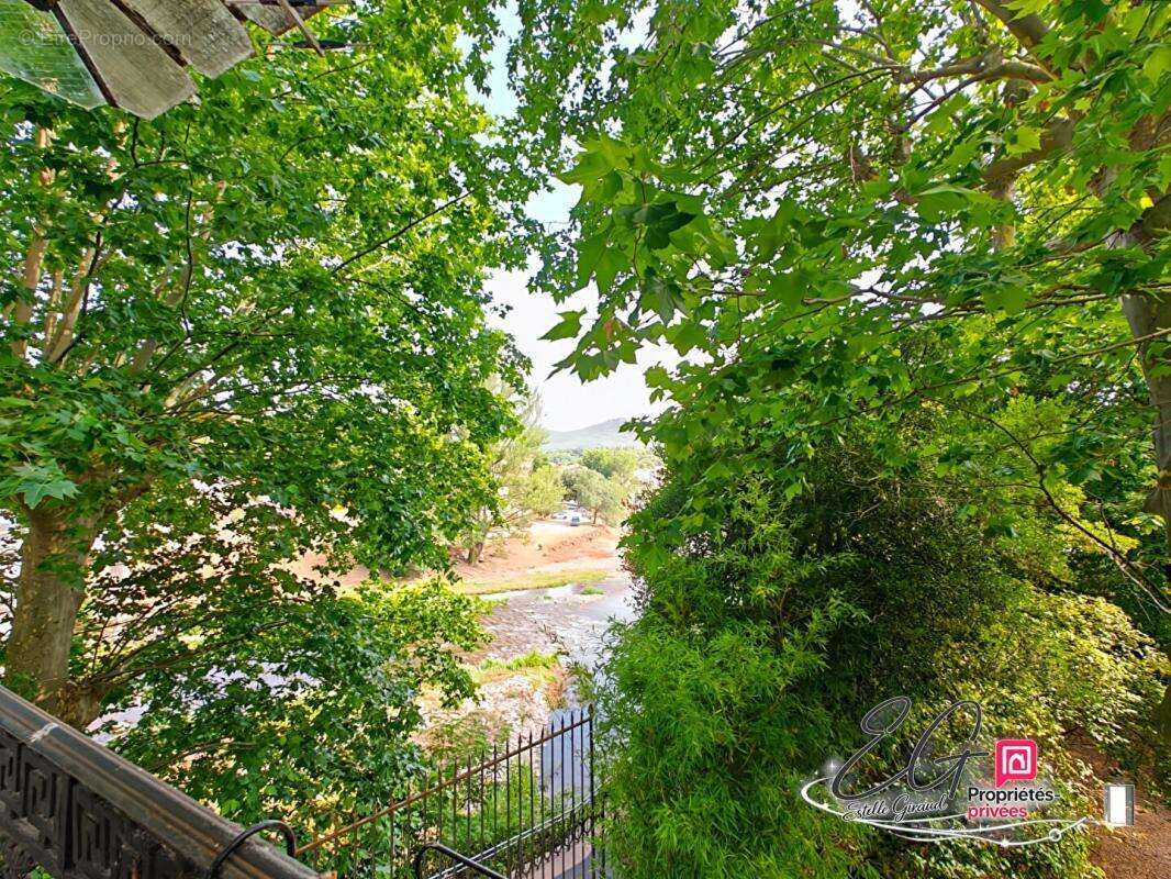 Appartement bourgeois d'exception de 284 m² avec terrasse, balcon filant et vue sur le parc - photo 18