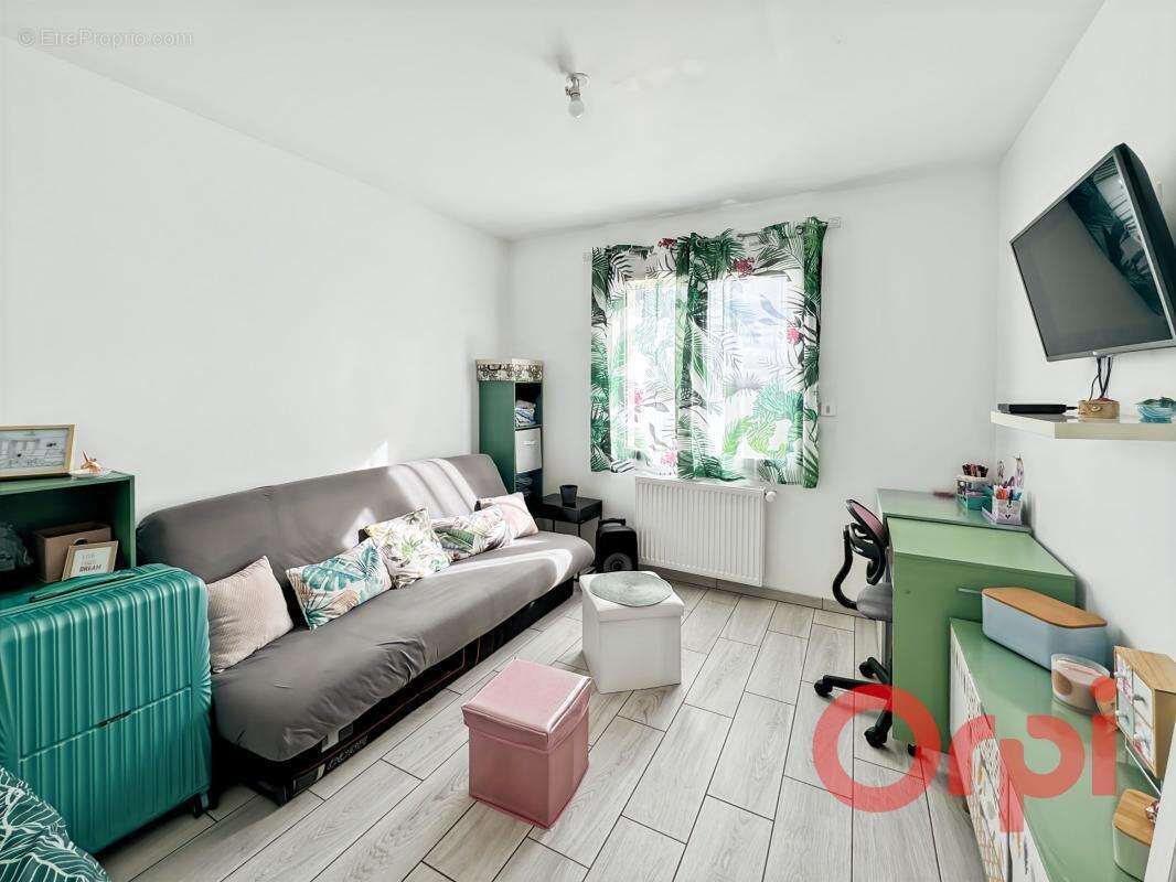 Maison à SAINT-PIERRE-LES-ETIEUX