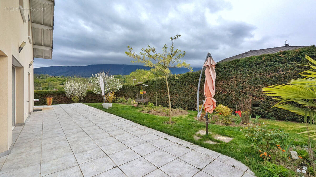 Maison à ALBY-SUR-CHERAN