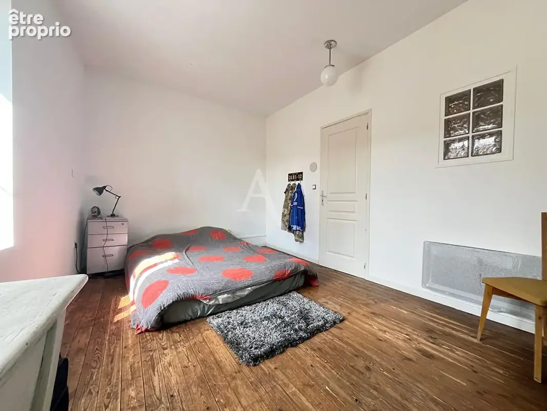 Maison de village avec 4 chambres, cour intérieur et dépendance à Rabastens ! - photo 9