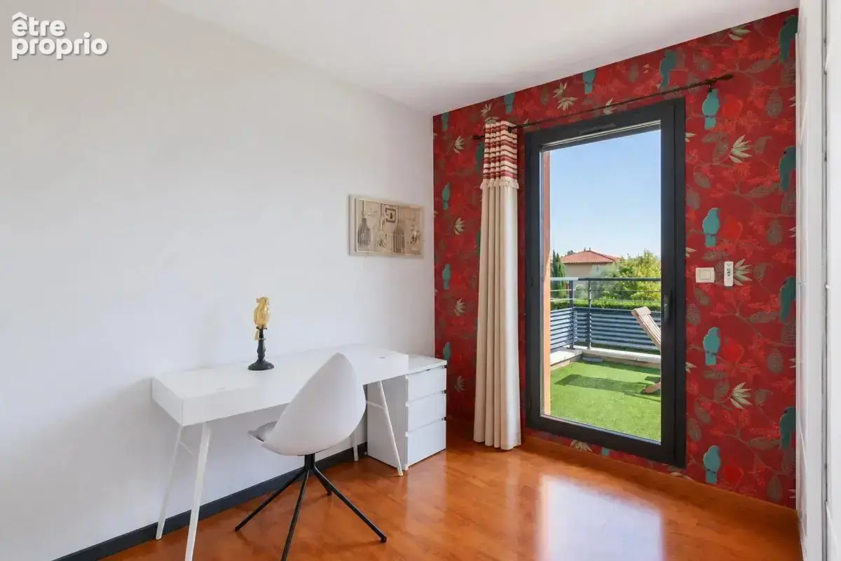 Maison de 6 pièces de 160 m² à Mions - photo 11