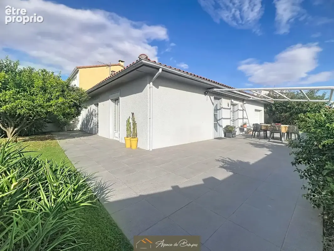 Photo Maison à Bompas au prix de 272 000€