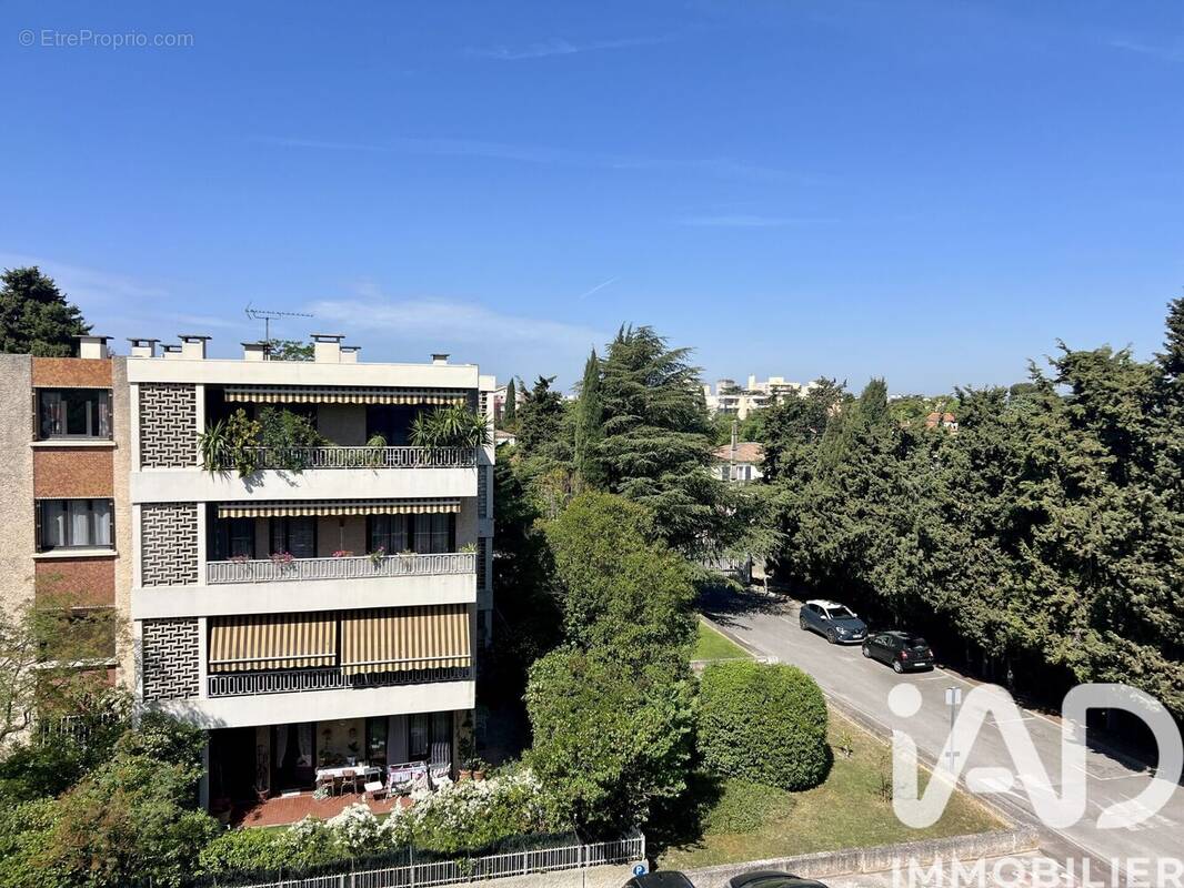 Photo 1 - Appartement à MARSEILLE-12E