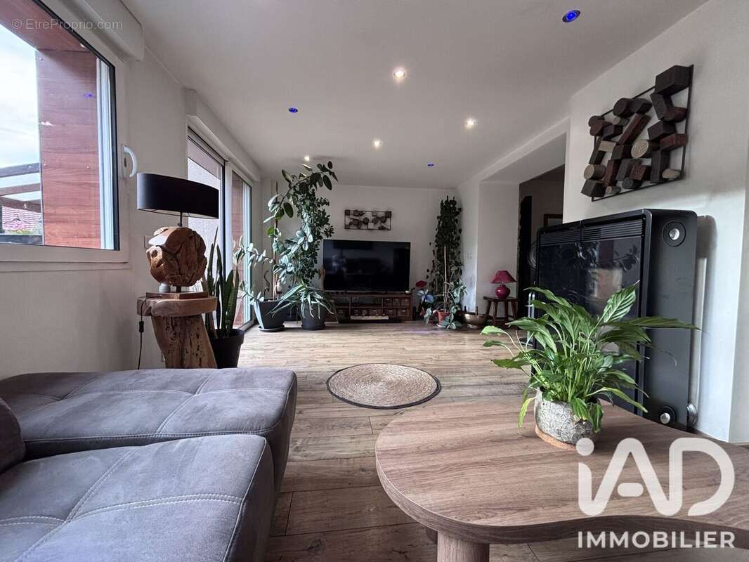 Maison 154 m² à Vaux  - photo 7