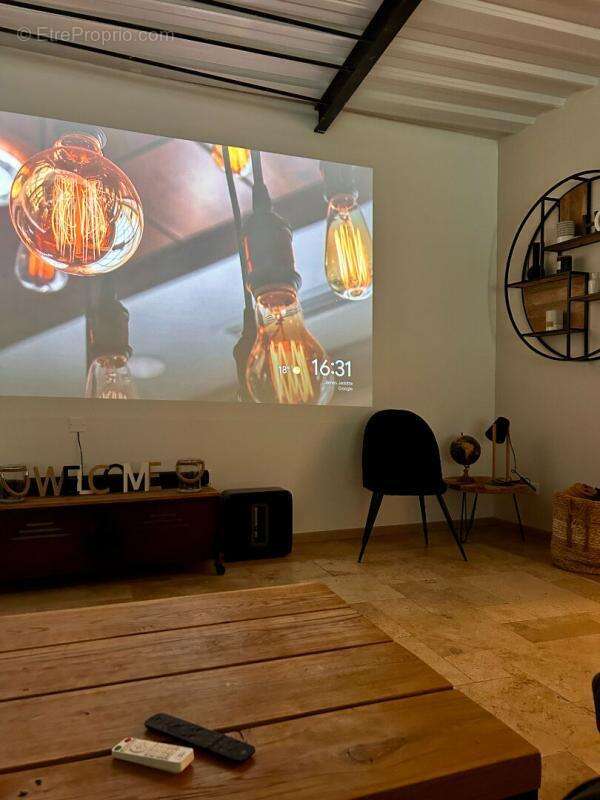 Maison à LES EYZIES-DE-TAYAC-SIREUIL