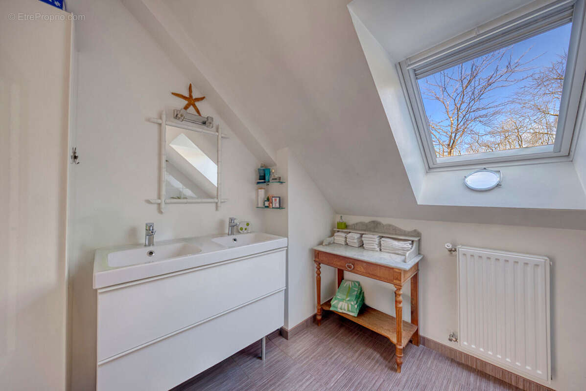 Maison - Longs Champs - photo 11