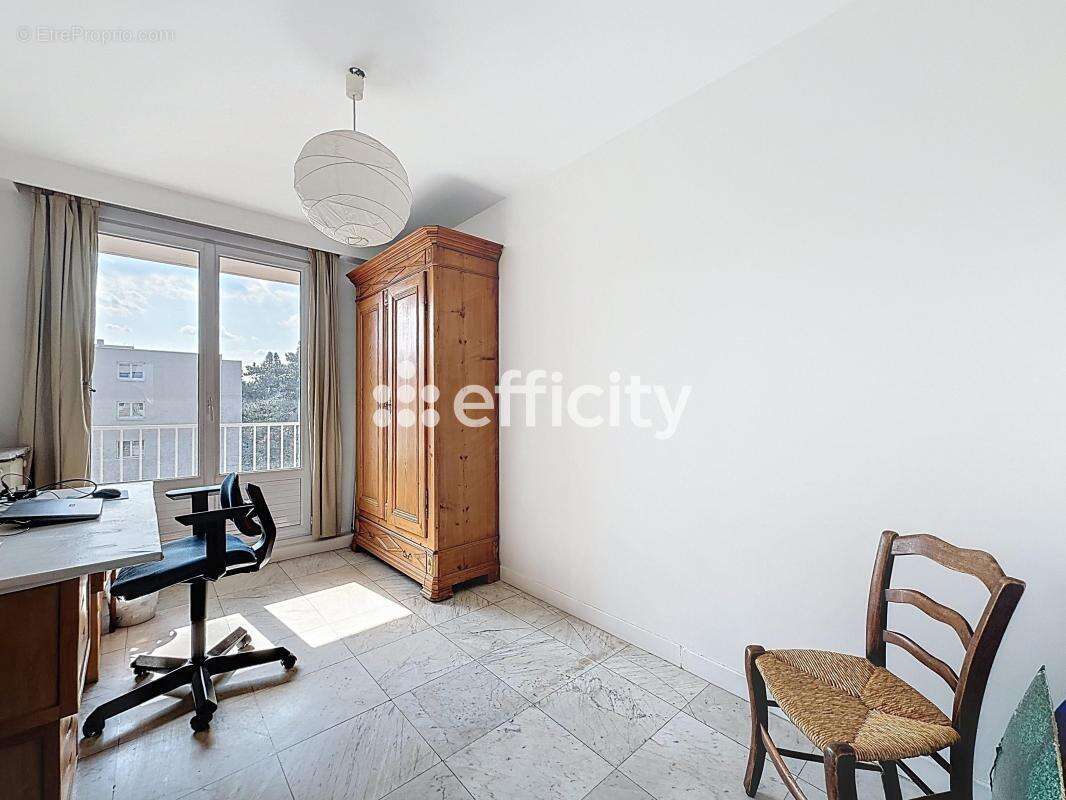 Appartement à CALUIRE-ET-CUIRE