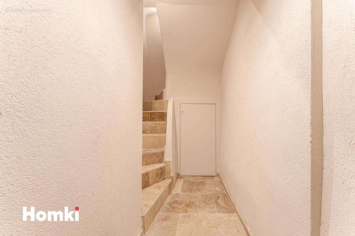 Appartement à MARSEILLE-2E