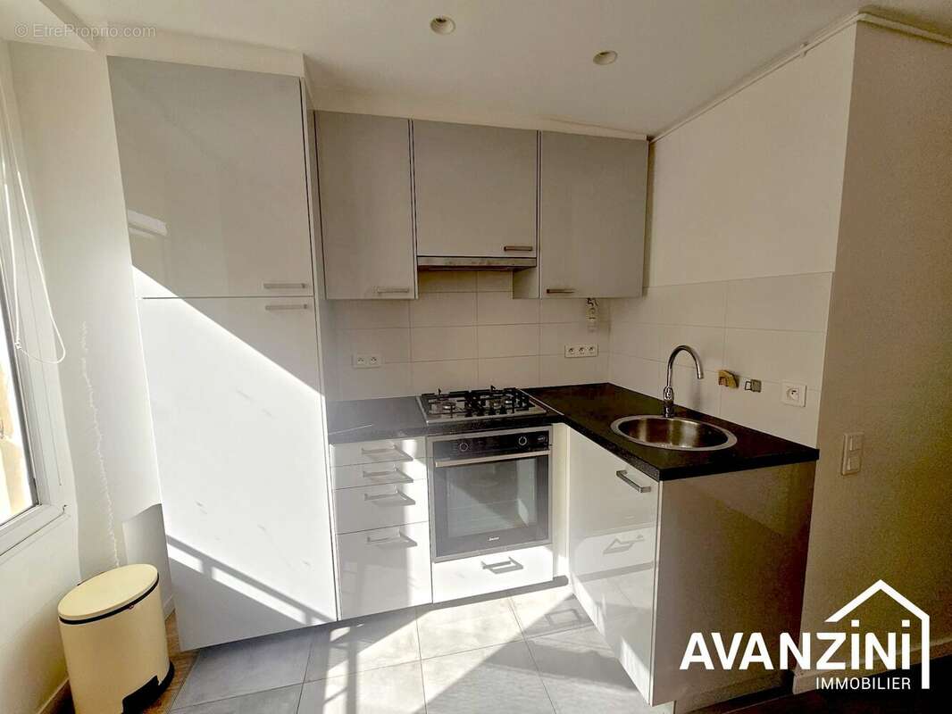 Appartement à PARIS-2E