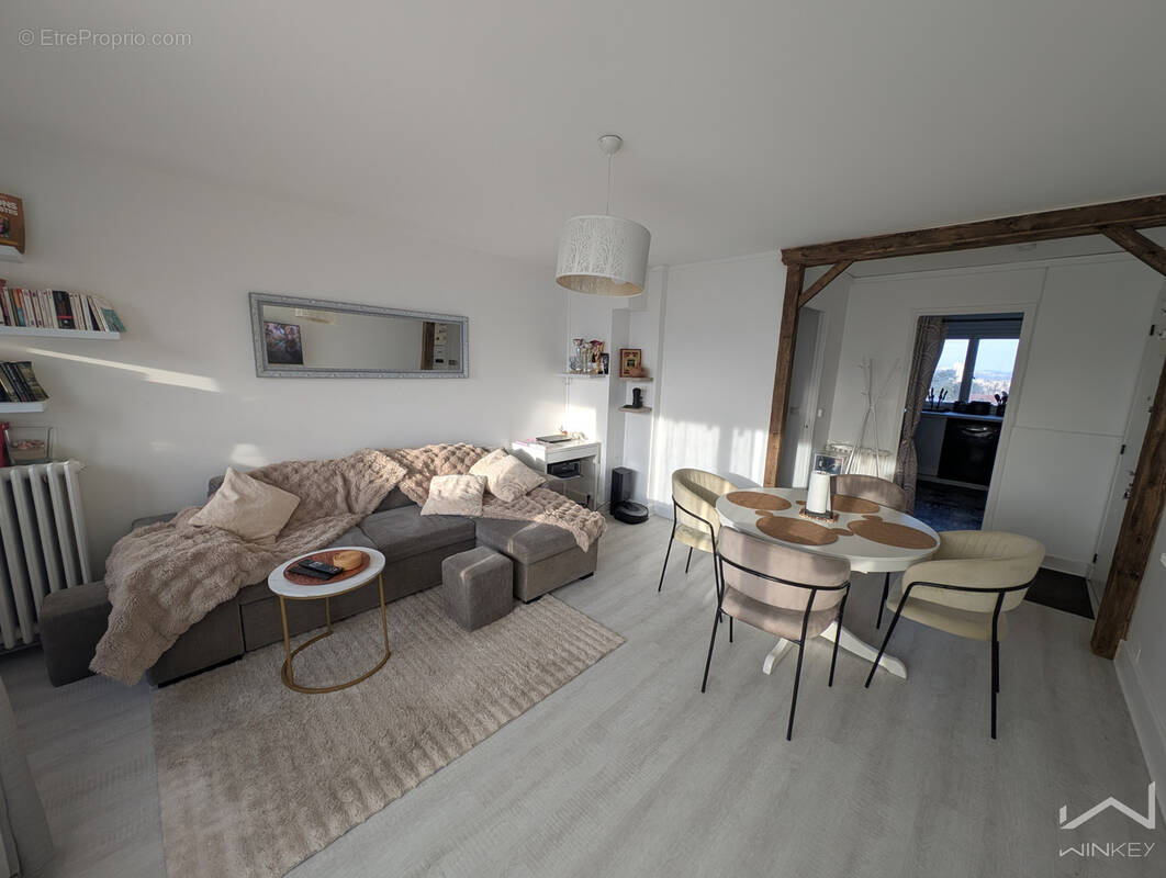 Appartement à VILLENEUVE-LE-ROI