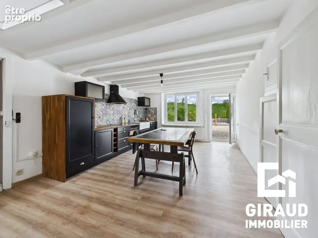 Maison 8 pièces 312 m² à vendre à L'hermenault (85570) - photo 4