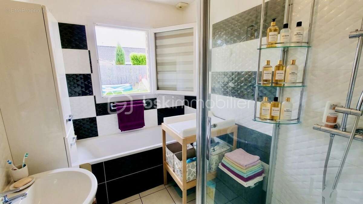  EN EXCLUSIVITÉ  sur Courcelles les Lens Maison 89 m2 - photo 5