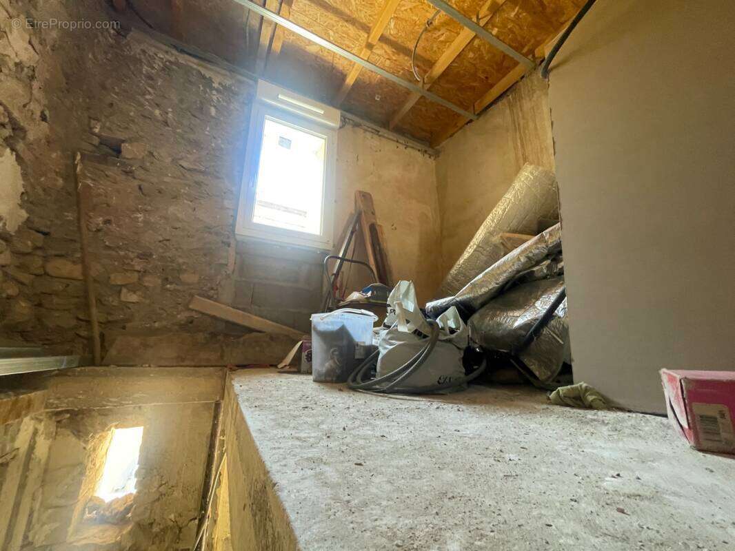 Maison de village 54 m2 à terminer, sise à 04290 Volonne - photo 6