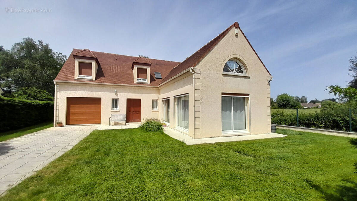 Maison à RAMBOUILLET