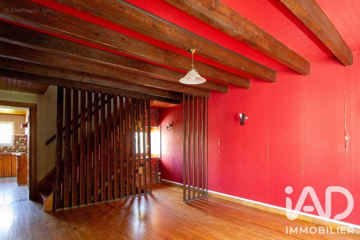 Maison 115 m² à Vertolaye  - photo 7