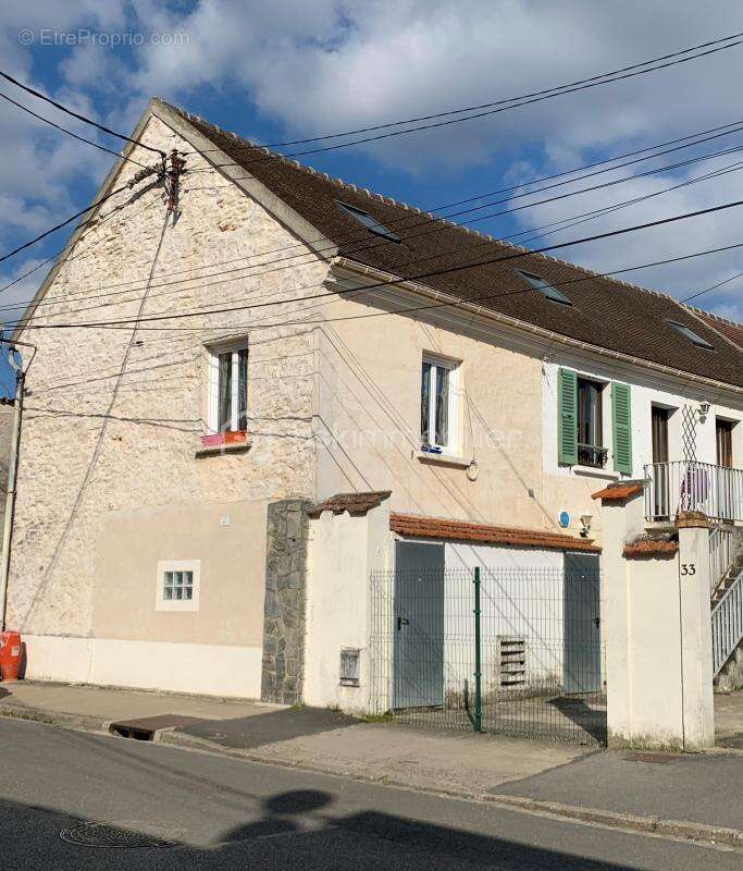 Maison à VARREDDES