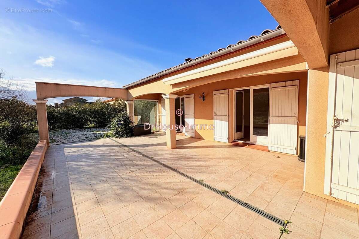 Maison à BARBAIRA