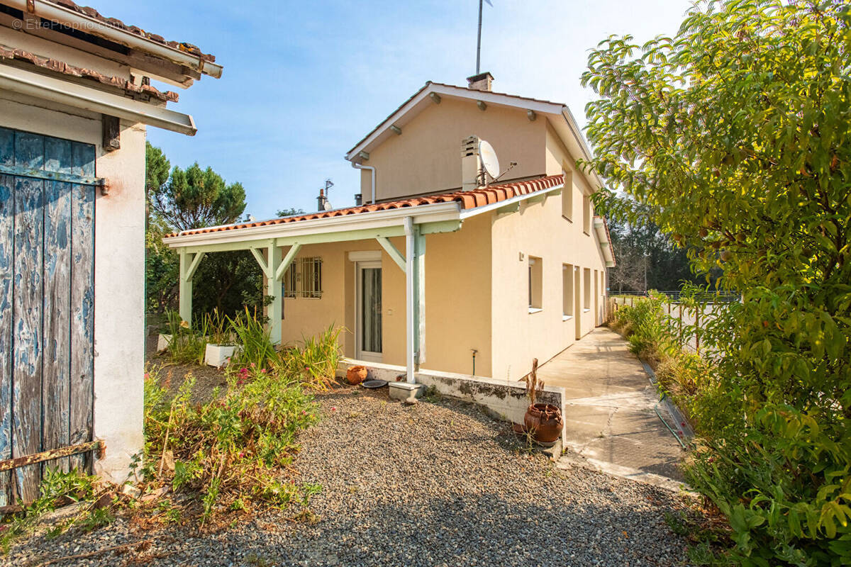 Maison à AIRE-SUR-L'ADOUR