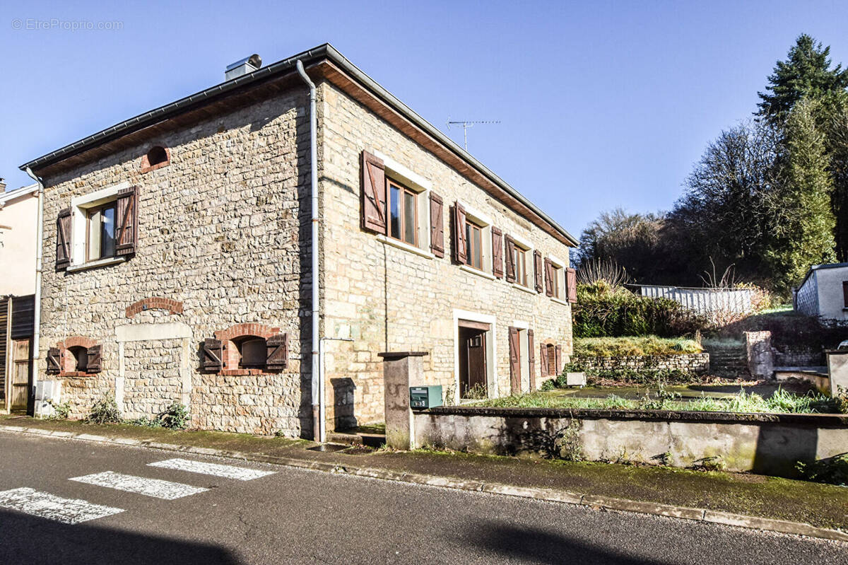 Maison à PELOUSEY