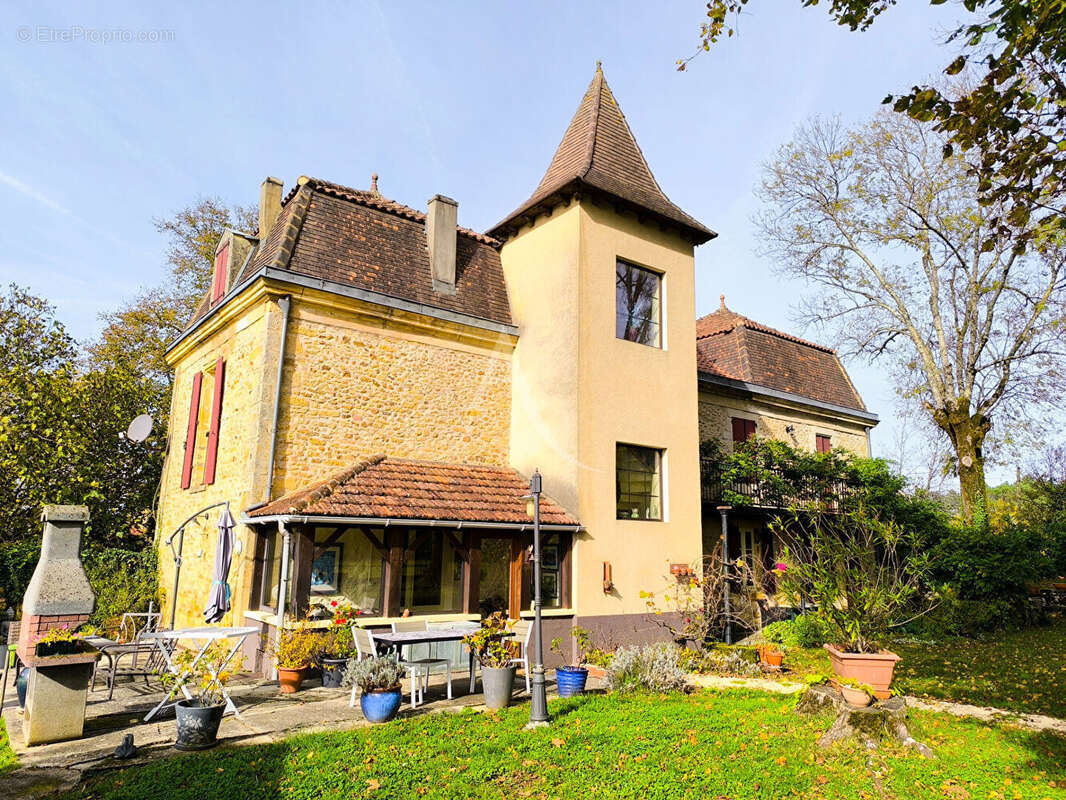 Maison à VILLEFRANCHE-DU-PERIGORD