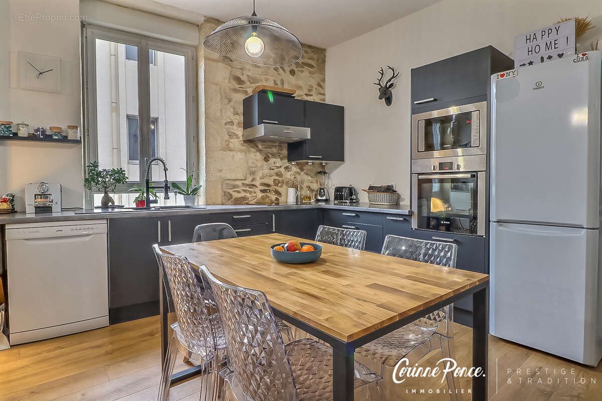 Nimes centre quartier proche jean jaures et jardins de la fontaine p2 bis 51m2  propose par corinne ponce - photo 3