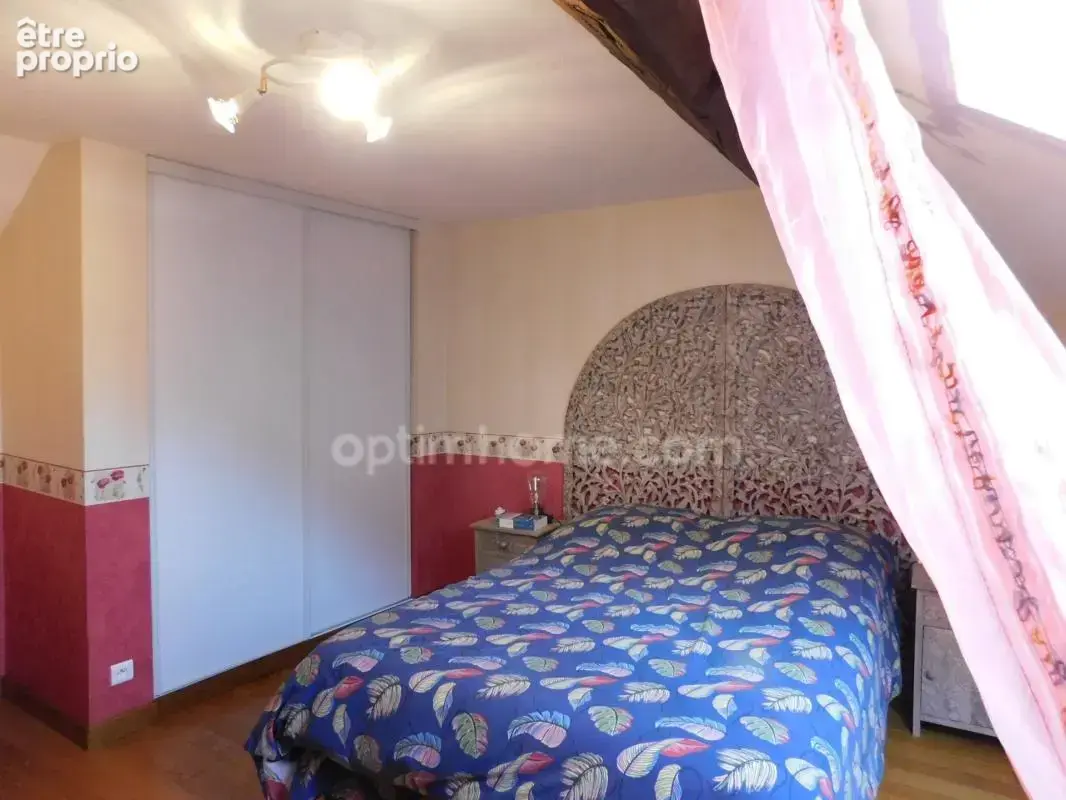 Is-sur-tille - maison atypique - 6 pièces - 3 chambres - 110 m² habitables - photo 5