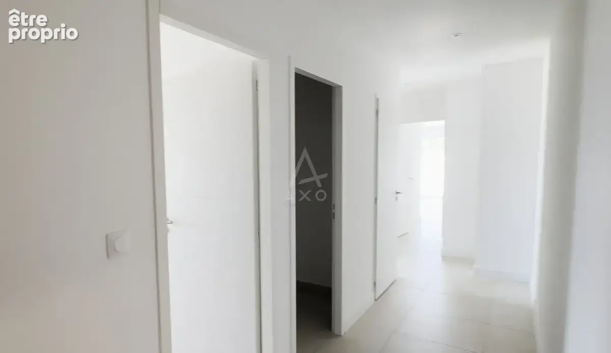 Appartement de 90 m² et sa terrasse de 25 m² au 3ème et dernier étage - photo 8