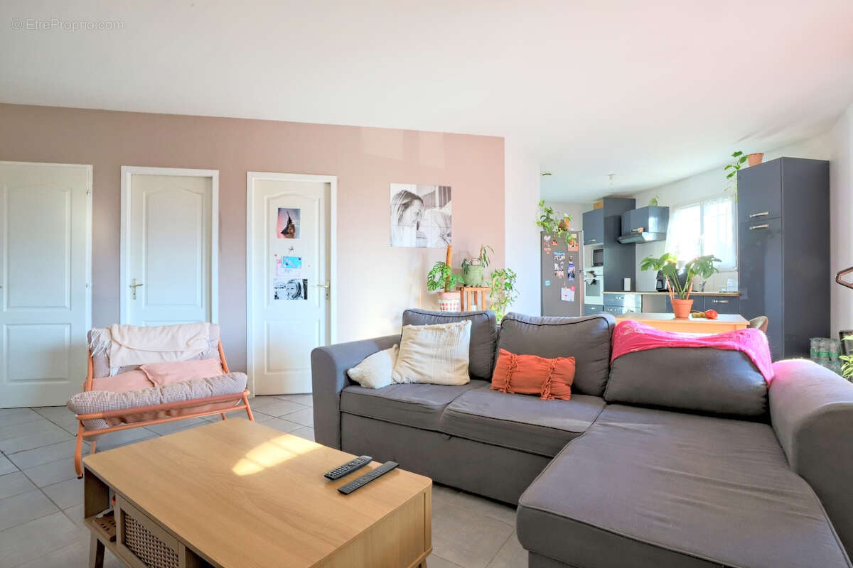 Appartement à PIGNANS