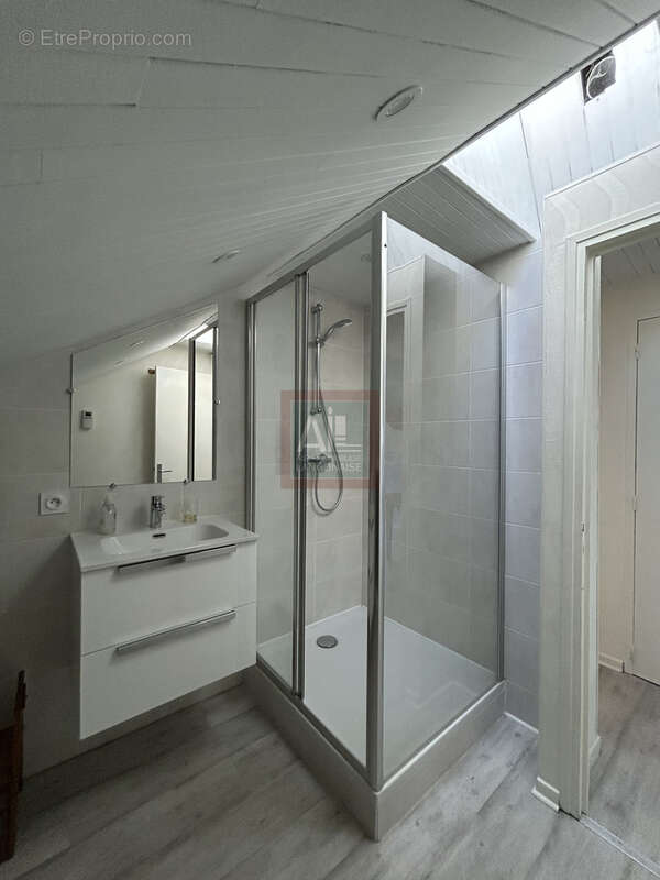 Appartement à LANGOGNE