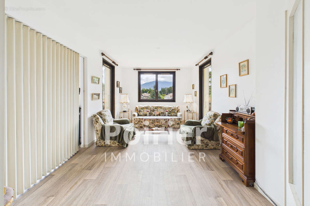 Appartement à VEIGY-FONCENEX