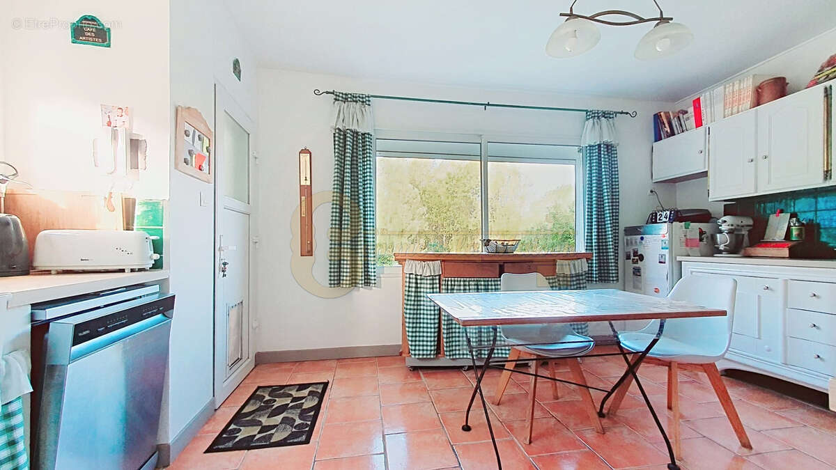 Appartement à HERMES