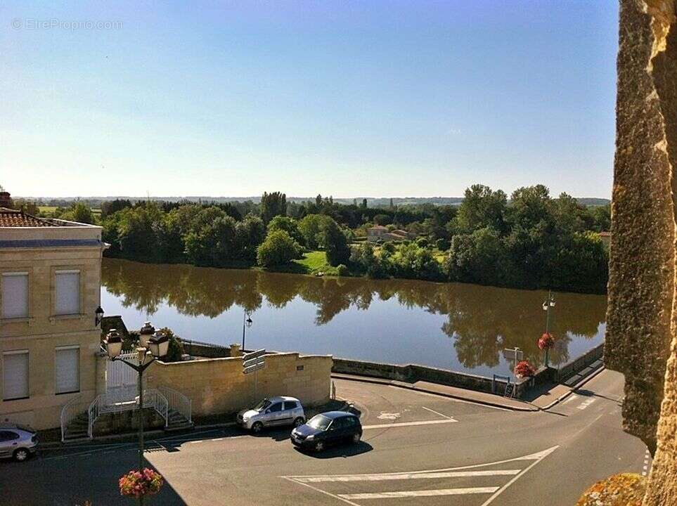 Immeuble de rapport à Castillon-la-Bataille - photo 2