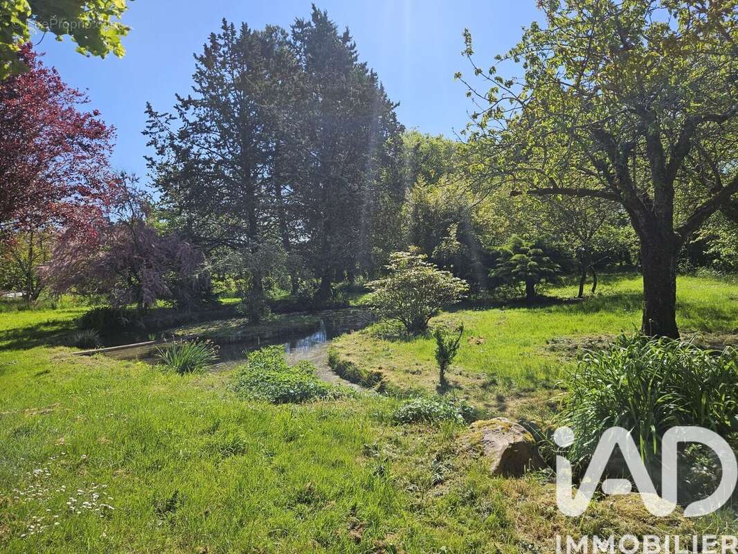 Maison 185 m² à Bellechaume  - photo 5