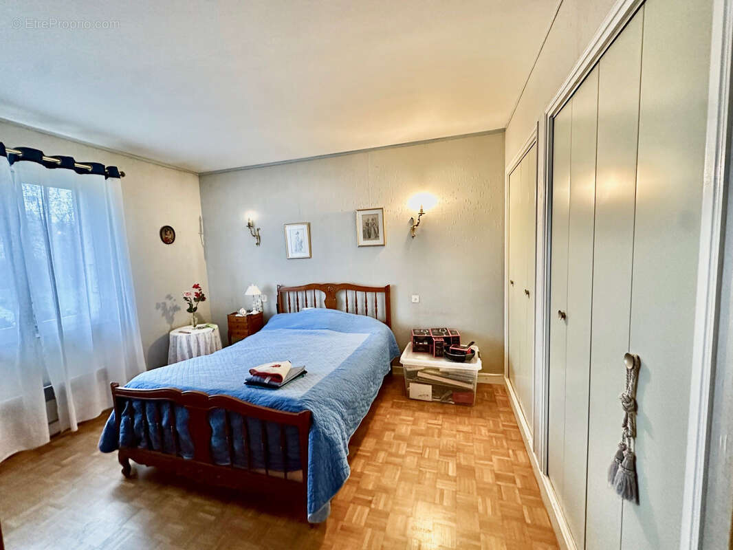 Maison à SAINT-GERMAIN-DU-PUY