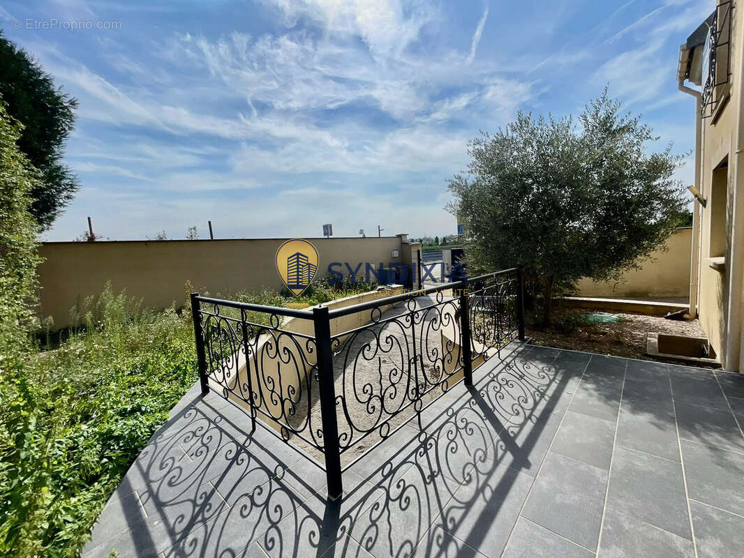 Maison à PLAISIR