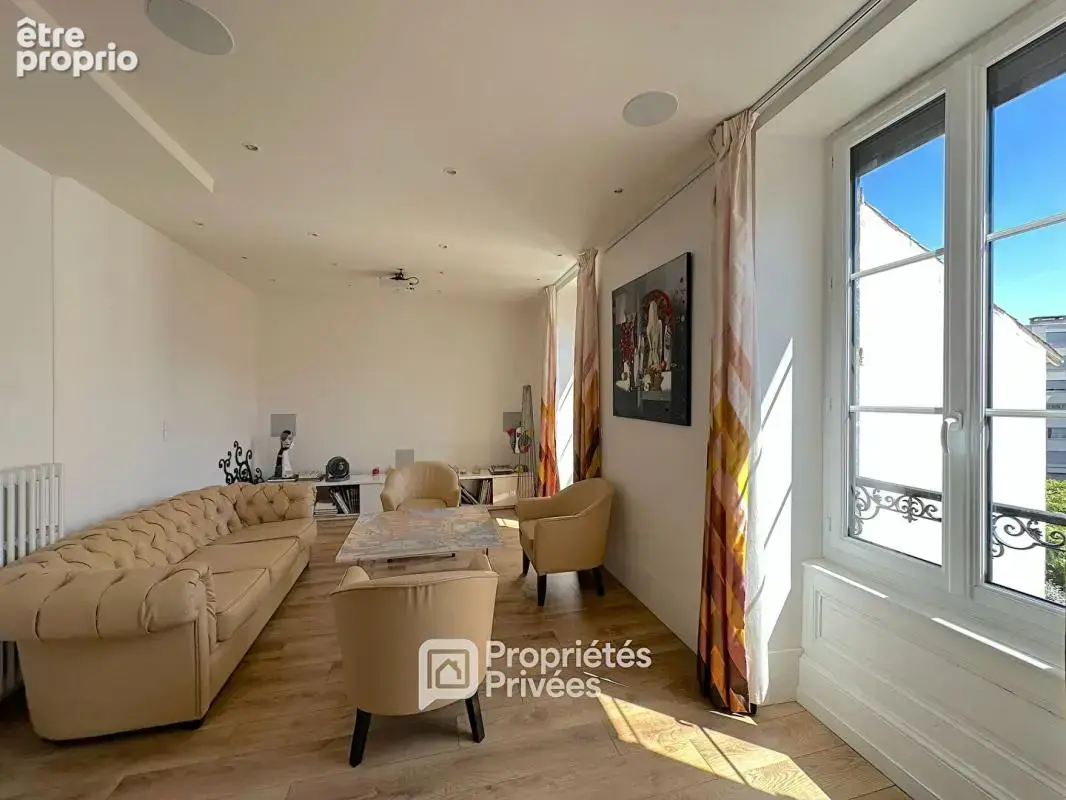 Appartement de standing 4 pièces 85 m2 avec balcons, cave et grenier - photo 4