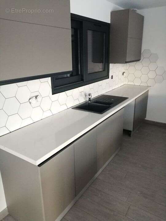 Maison à SAINTE-AGATHE-LA-BOUTERESSE