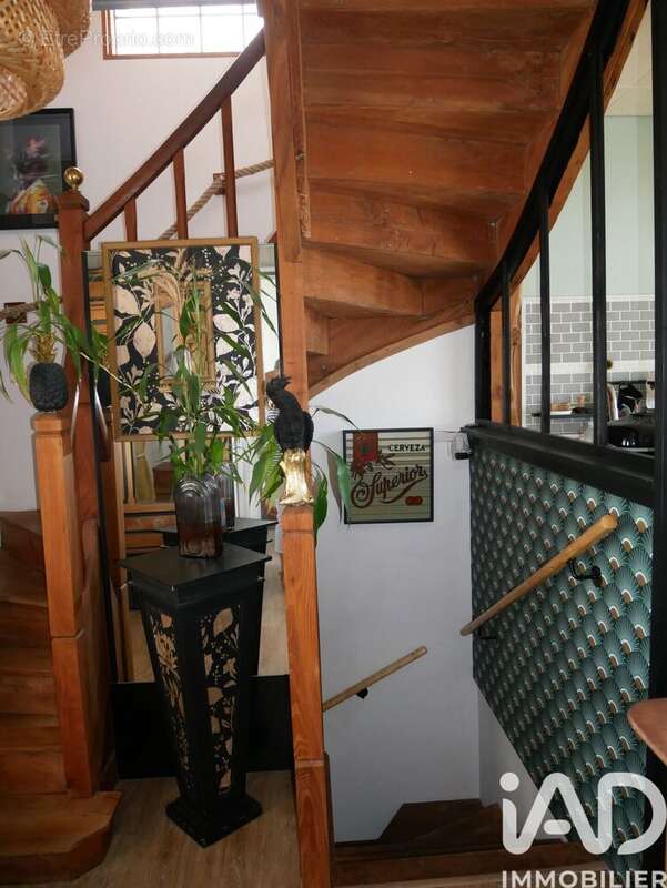 Photo 2 - Maison à ROCHEFORT