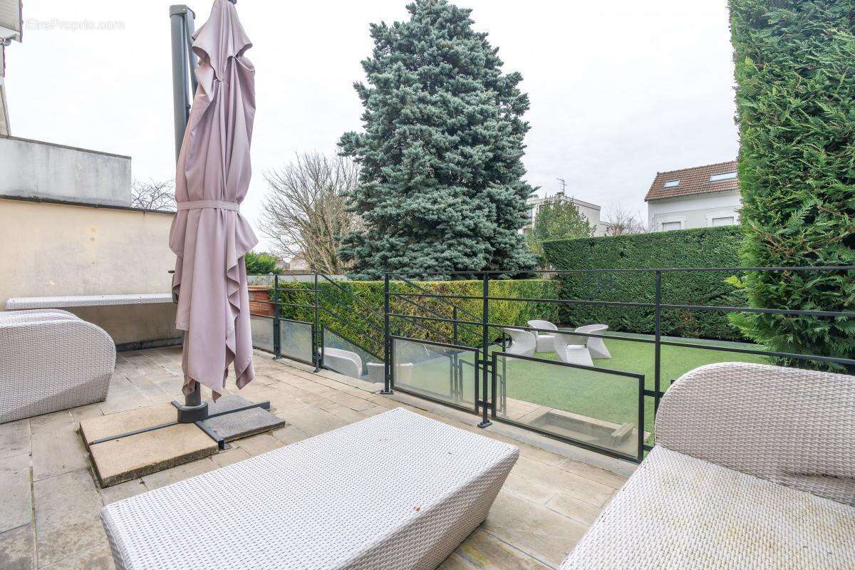 Maison à SAINT-MAUR-DES-FOSSES