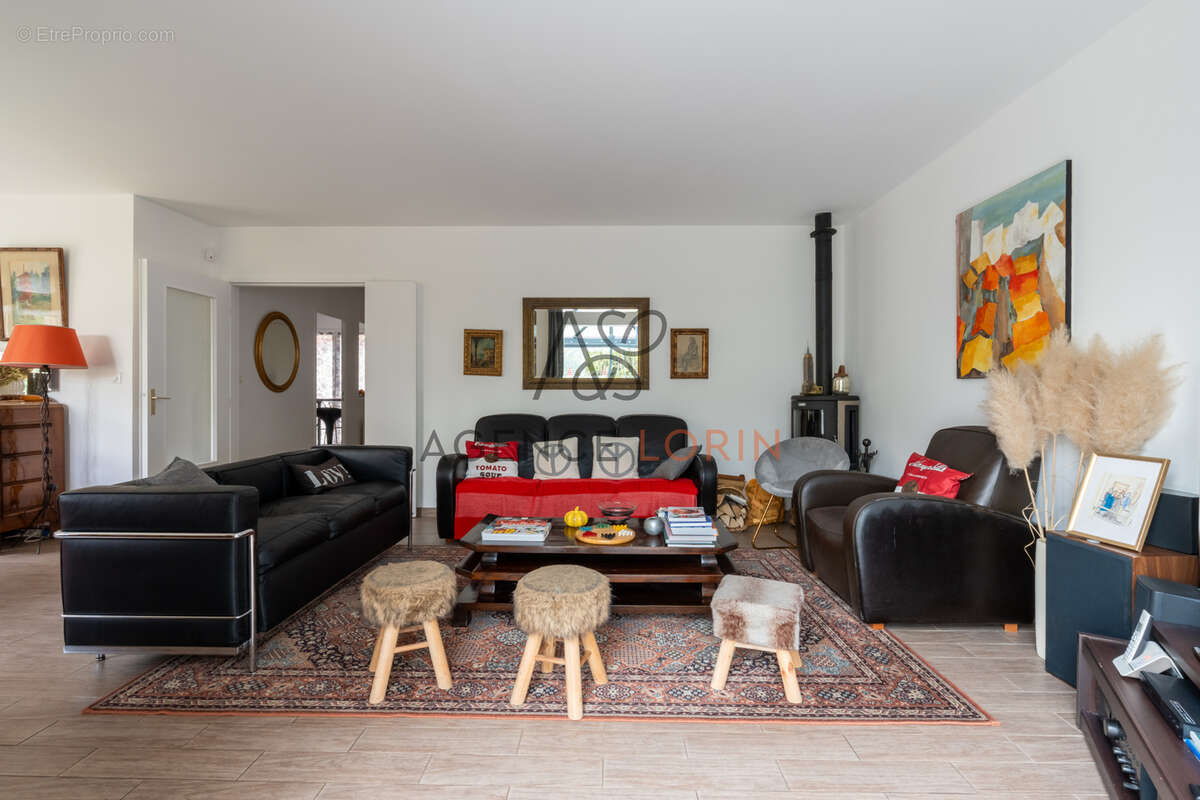 Maison à LE PECQ
