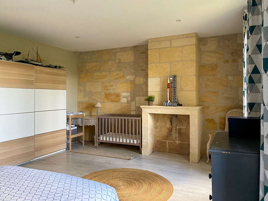 Superbe propriété familiale entre Libourne et Bordeaux - photo 16