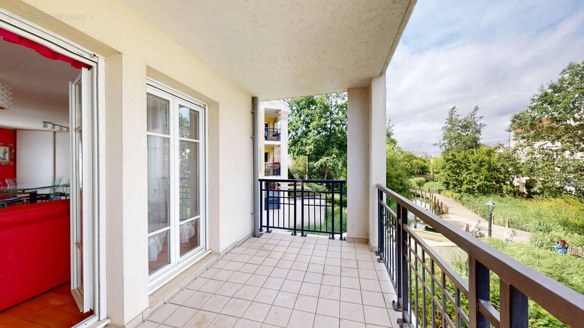 Appartement à LE PLESSIS-ROBINSON