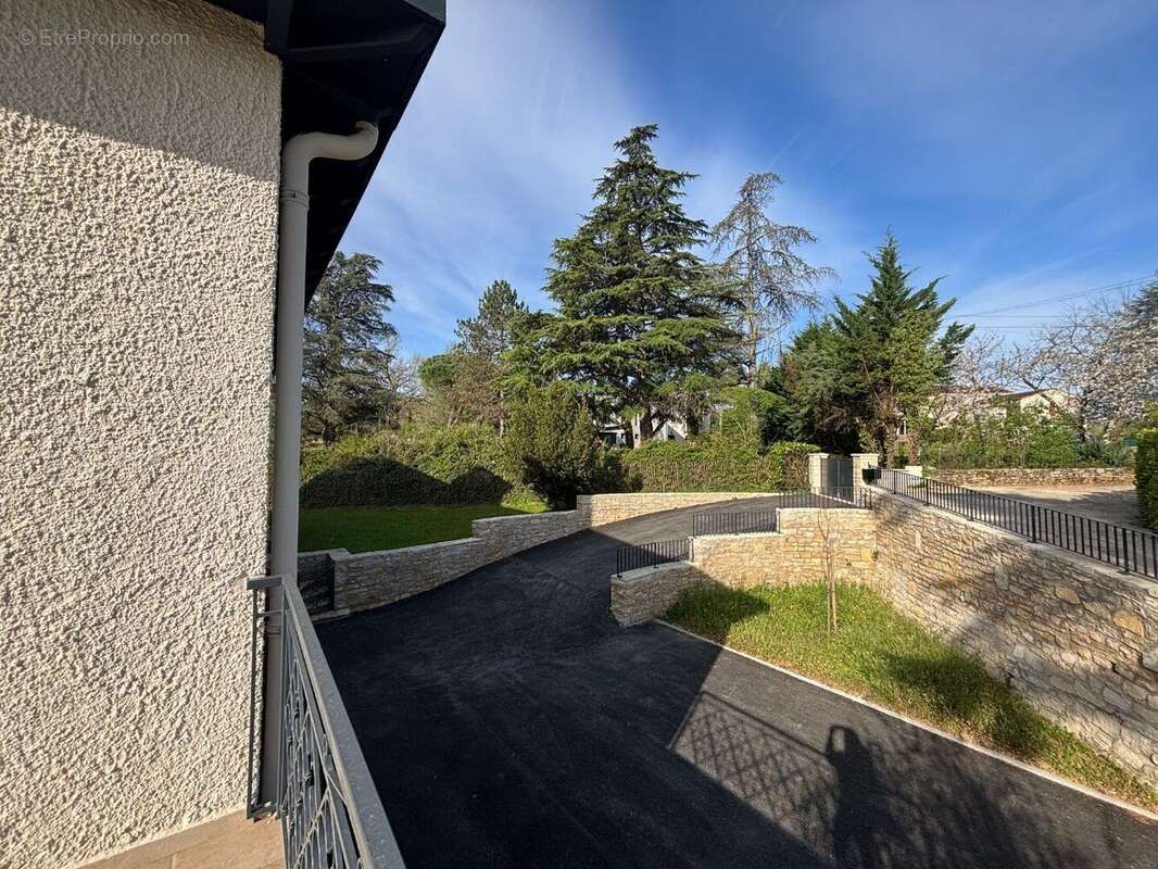 Maison d'exception - Pradines - photo 3