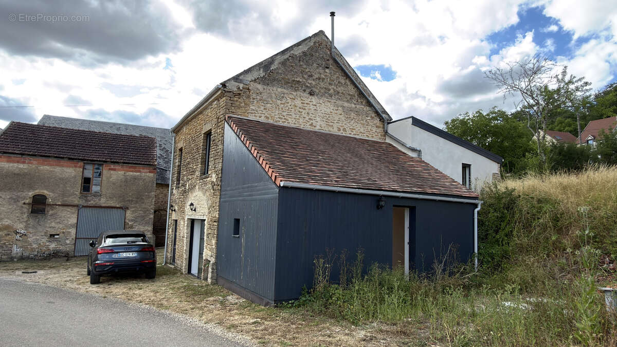Maison 4 Chambres proche Avallon rénovée  Domecy sur le Vault Bourgogne France - photo 19