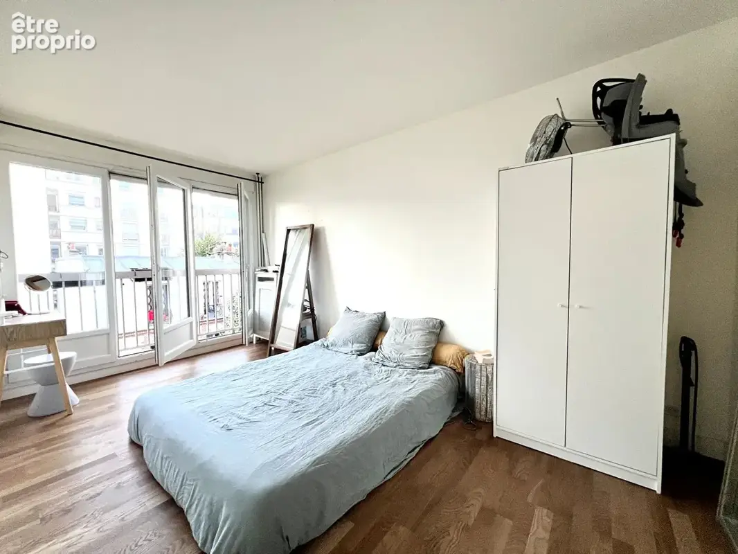 18ème - Proche Jules Joffrin - 5P 3CH 105M2 - photo 7