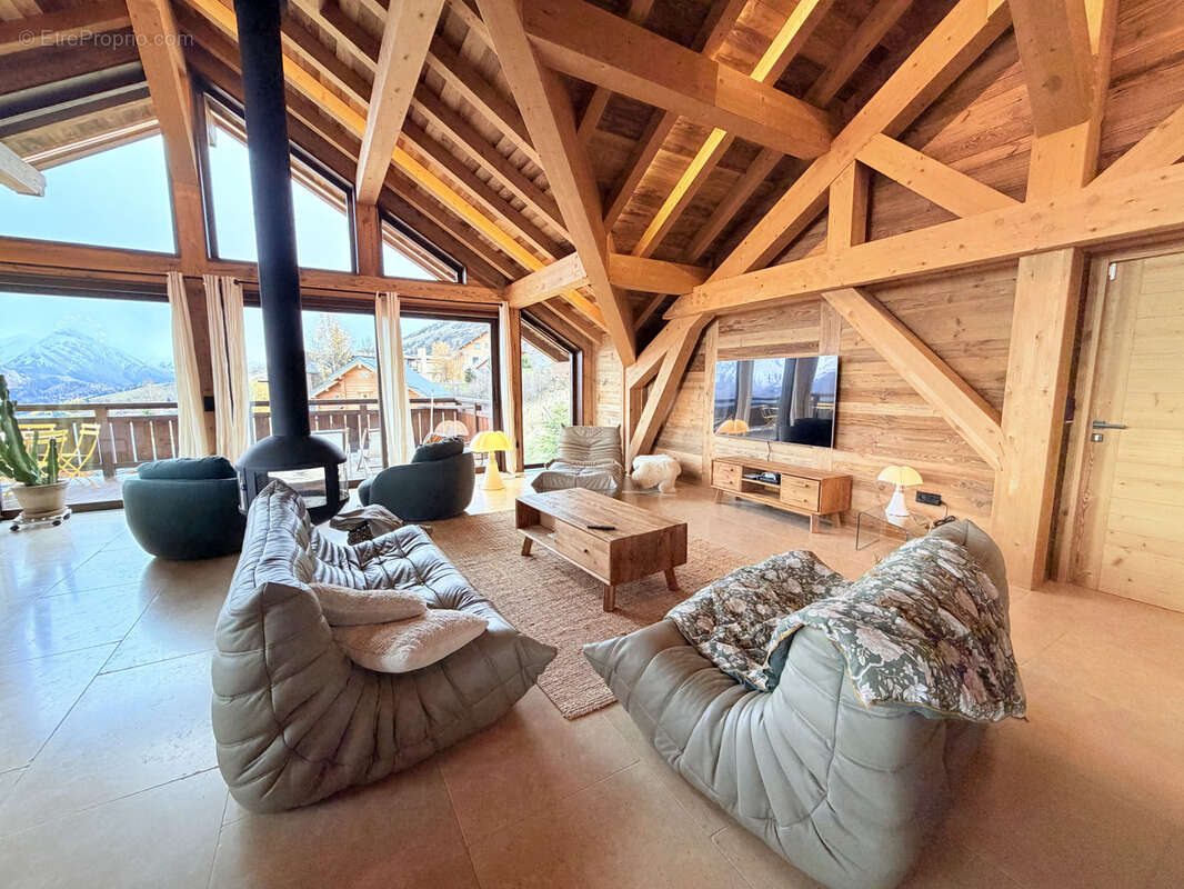 Maison à FONTCOUVERTE-LA-TOUSSUIRE