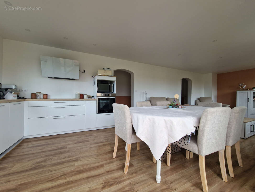 Maison à BLAINVILLE-SUR-L&#039;EAU