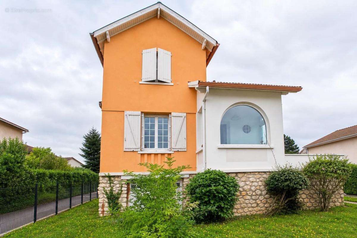 Maison de 5 pièces de 90 m² située à Luisant - photo 14