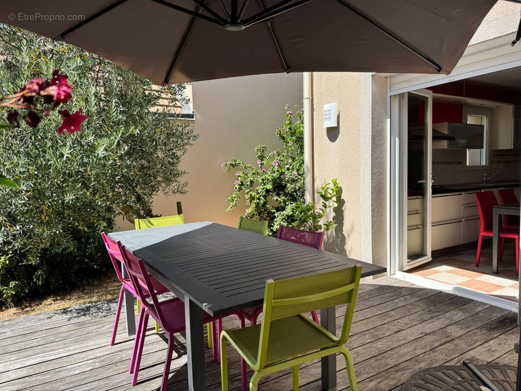 Maison - SAINT MARC - 165 m2 - photo 2