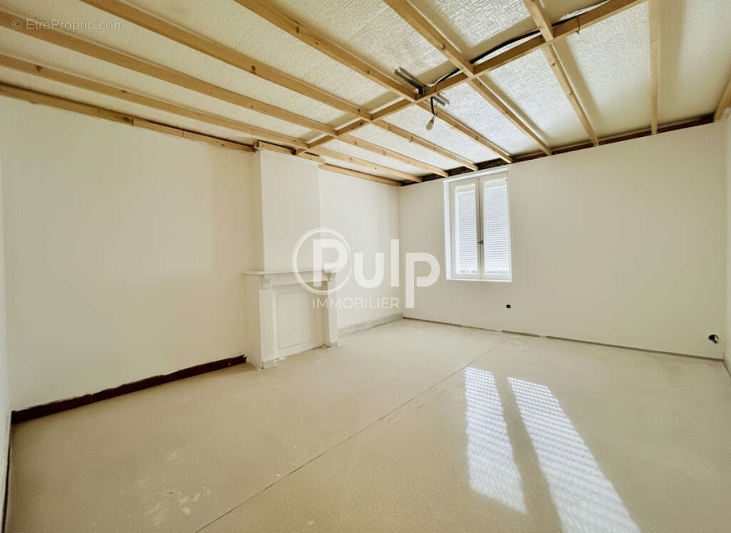 Maison mitoyenne partiellement rénovée - 122 m² - 4 chambres - Inchy-en-Artois - photo 6